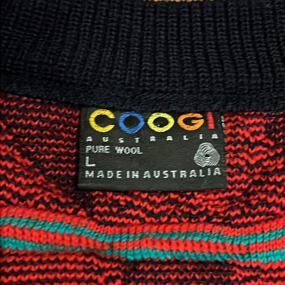COOGI Sweater - Picture 3 of 7